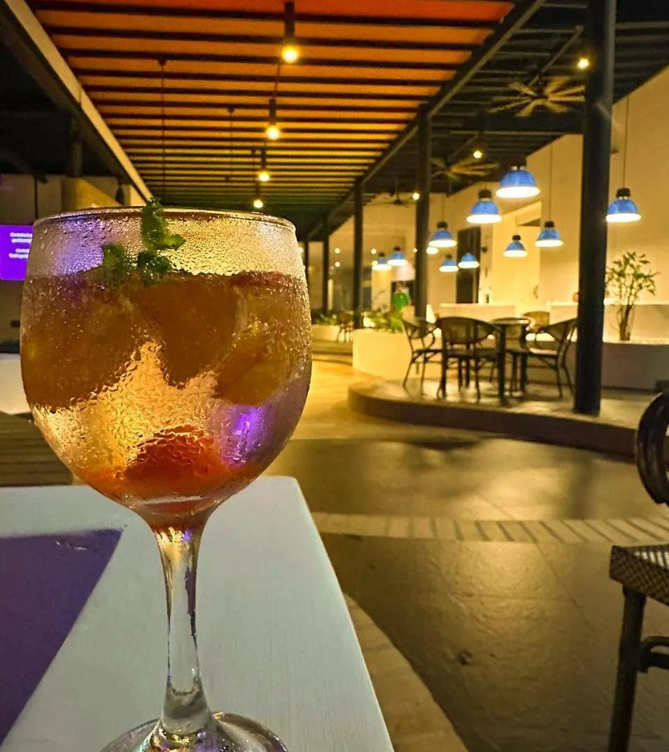 Pop Art Hotel Clc Mamonal Cartagena 4*,