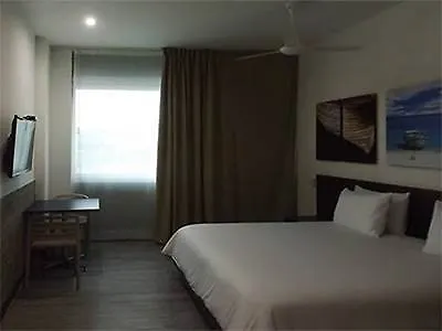 Pop Art Hotel Clc Mamonal Cartagena 4*,